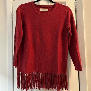 Sweater with fringes